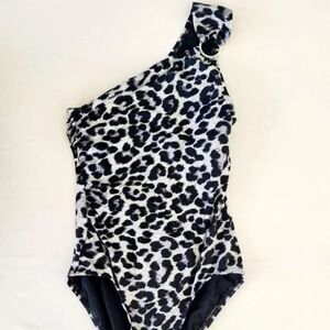 Michael‎ Kors Swimwear | One Shoulder Leopard One Piece Size 4